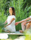 Calming Exercises in the Garden, meditating, photo by Park Igls